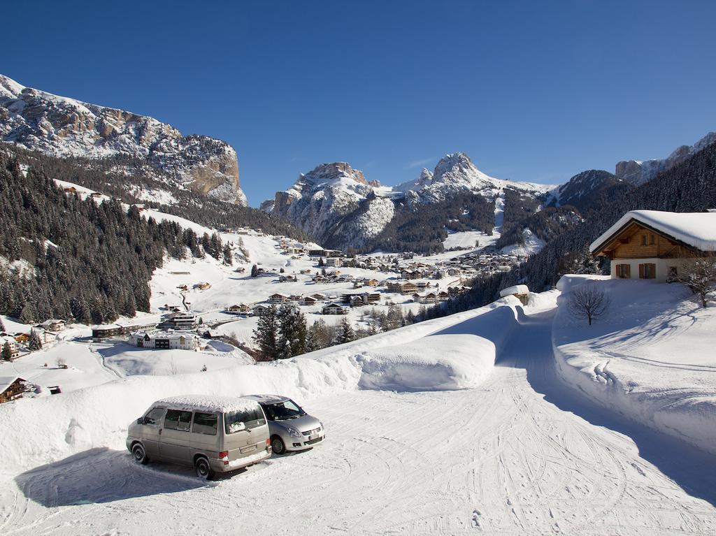 Garni Martlhof Hotel Selva di Val Gardena Exterior photo